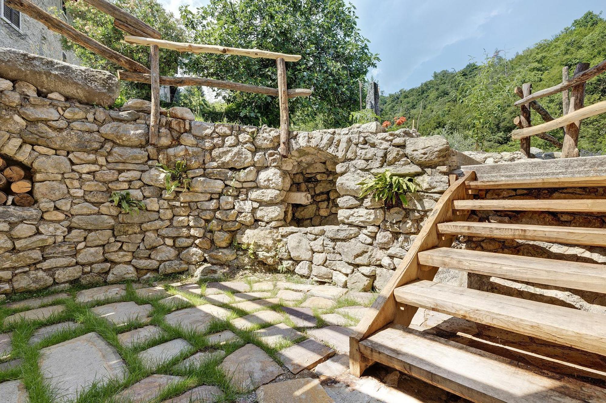 Casa Al Mulino 1 Apartment Tenno Exterior photo